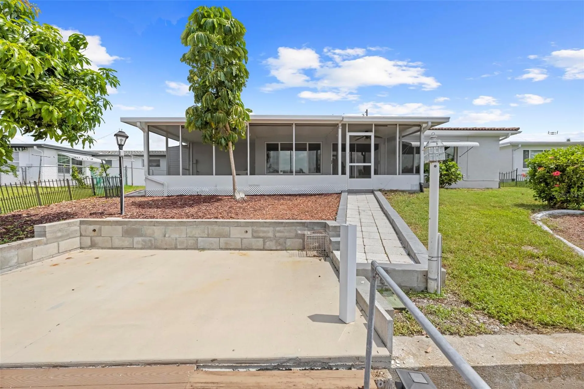 12629 2nd Isle Hudson FL 34667