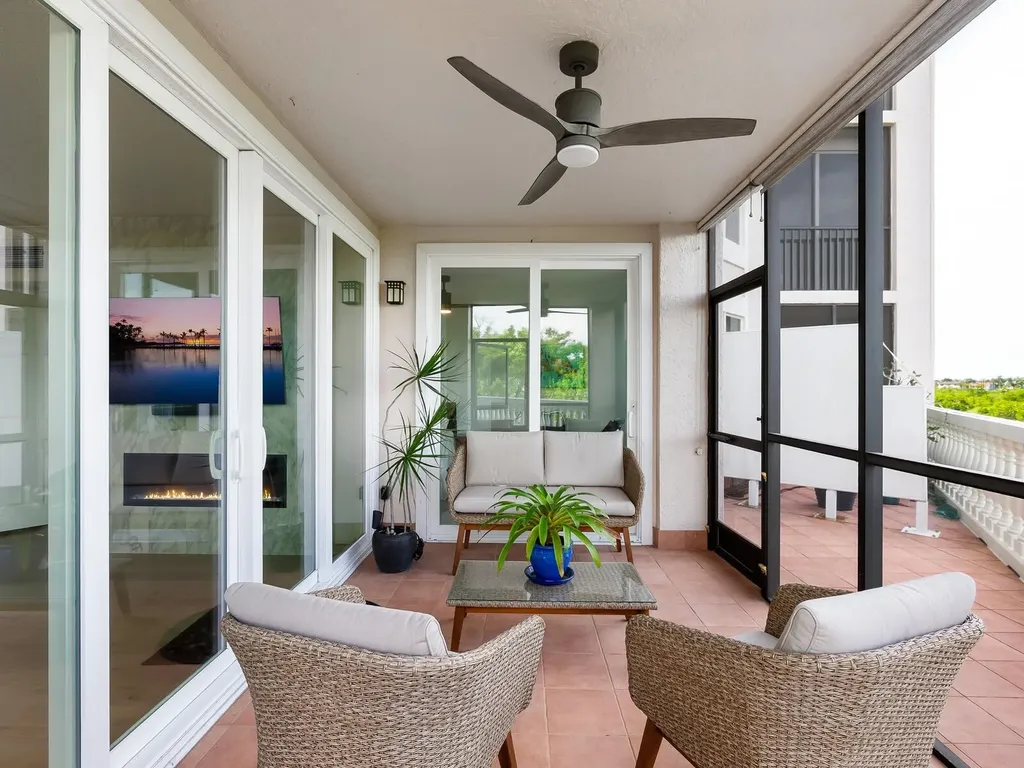 5420 Eagles Point Circle Sarasota FL 34231