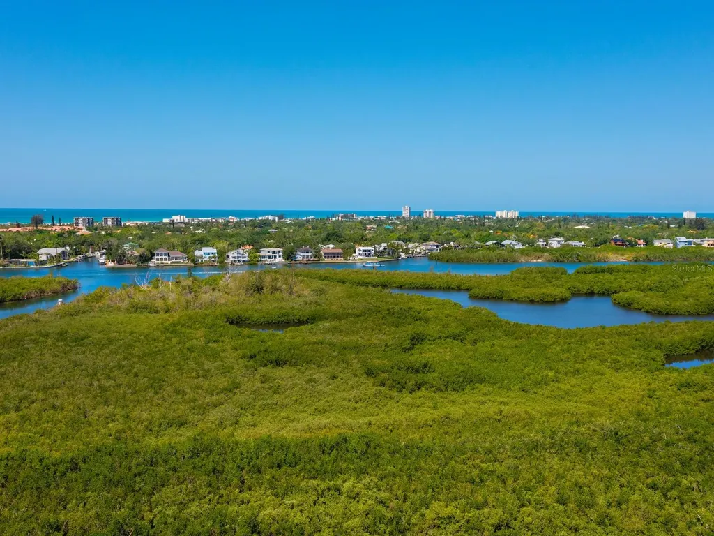 5420 Eagles Point Circle Sarasota FL 34231