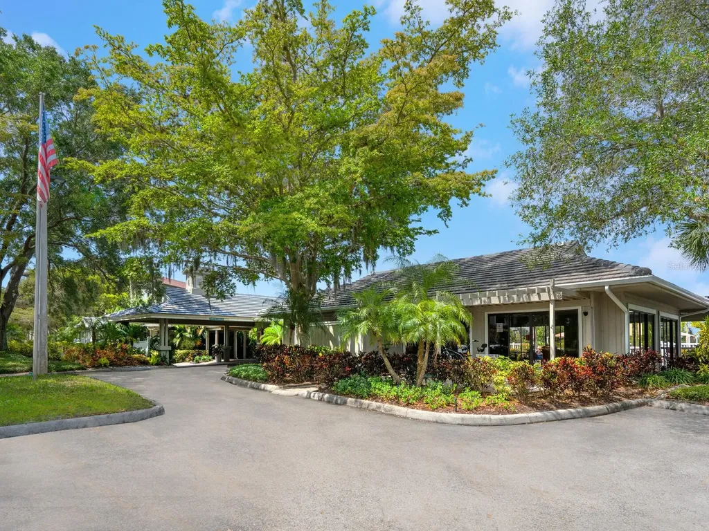 5420 Eagles Point Circle Sarasota FL 34231