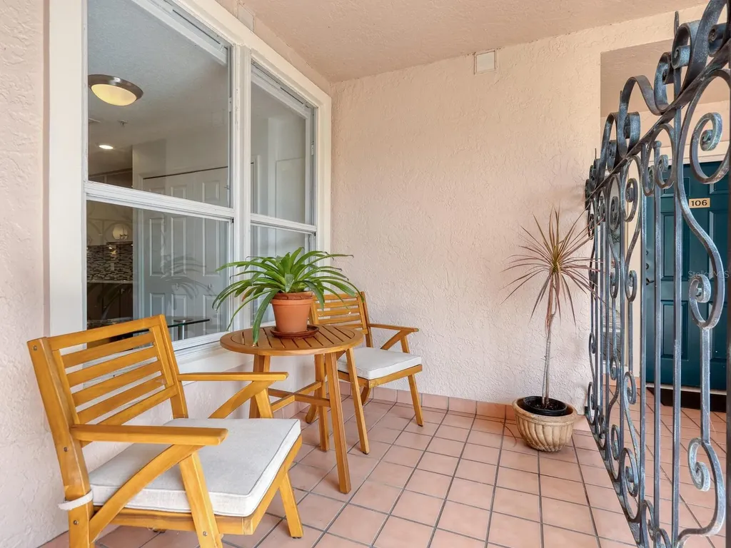 5420 Eagles Point Circle Sarasota FL 34231
