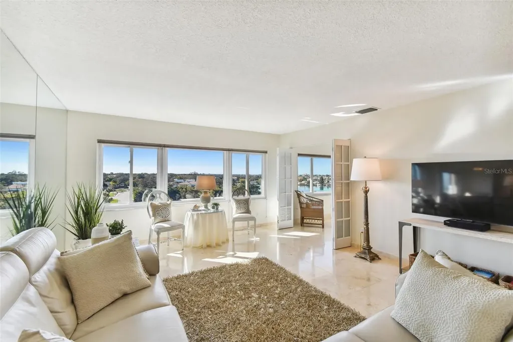 100 Bluff View Drive Belleair Bluffs FL 33770