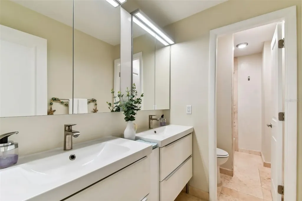 100 Bluff View Drive Belleair Bluffs FL 33770