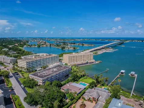 100 Bluff View Drive Belleair Bluffs FL 33770