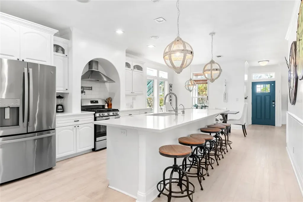 5365 Calle Florida Sarasota FL 34242