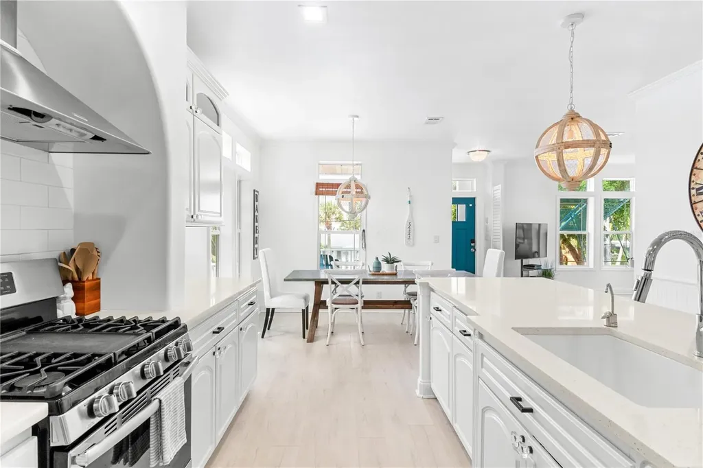 5365 Calle Florida Sarasota FL 34242