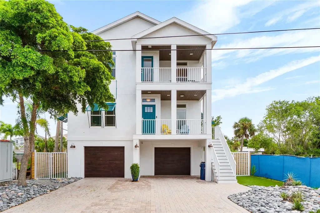 5365 Calle Florida Sarasota FL 34242