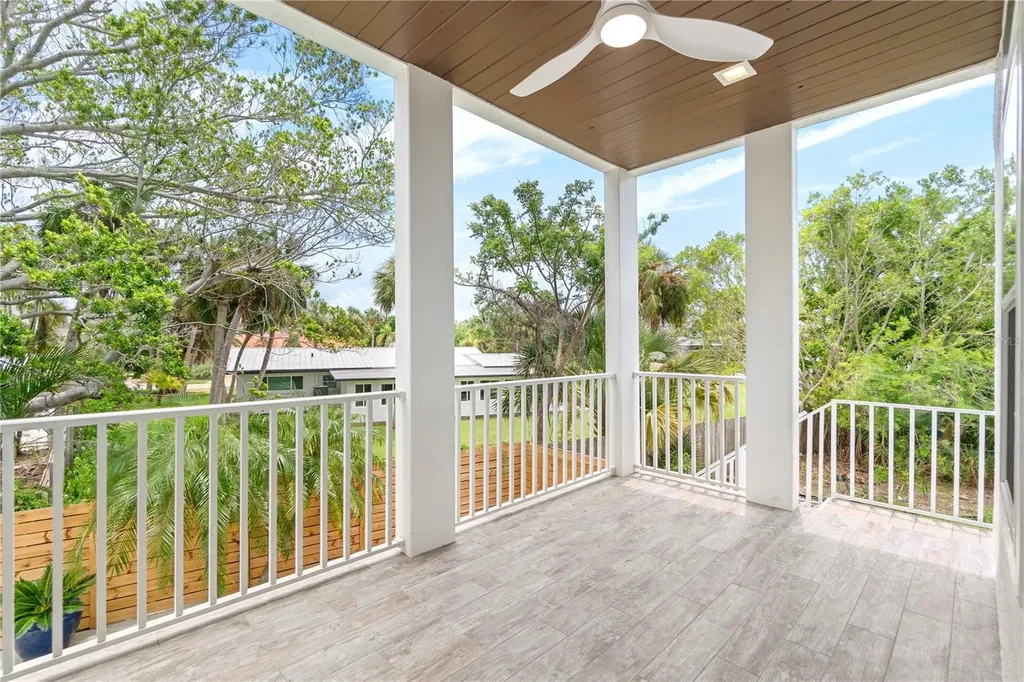 5365 Calle Florida Sarasota FL 34242