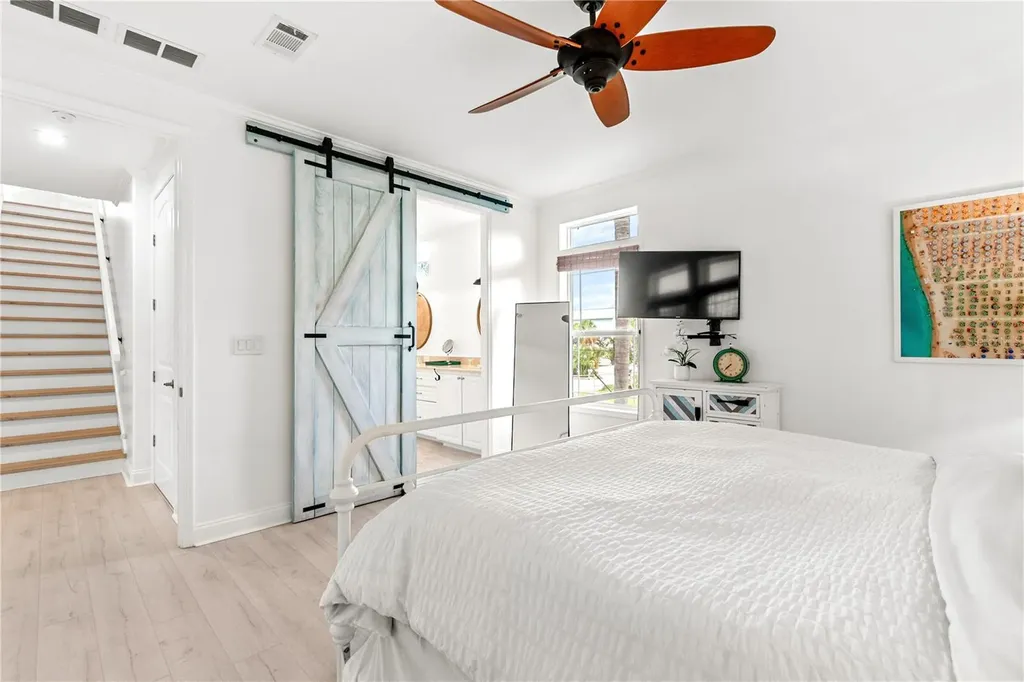5365 Calle Florida Sarasota FL 34242