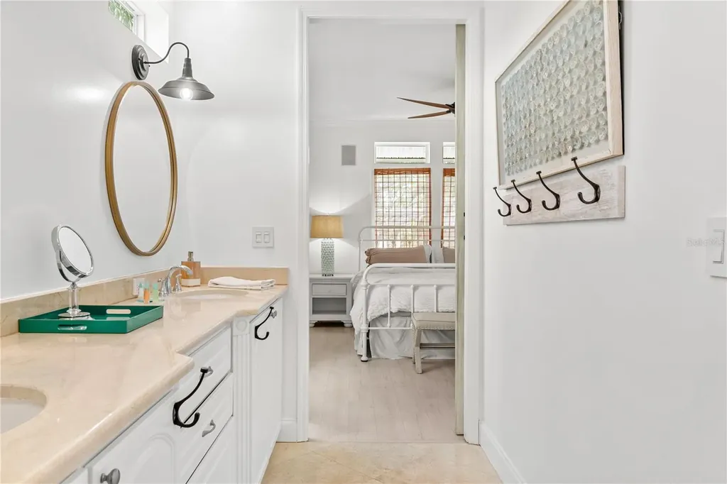 5365 Calle Florida Sarasota FL 34242