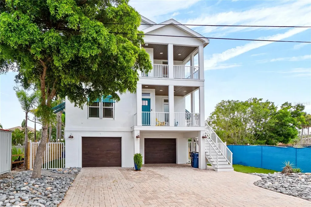 5365 Calle Florida Sarasota FL 34242