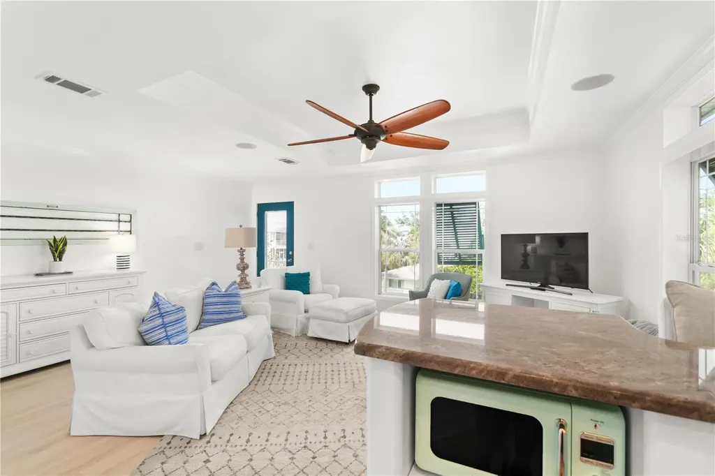 5365 Calle Florida Sarasota FL 34242
