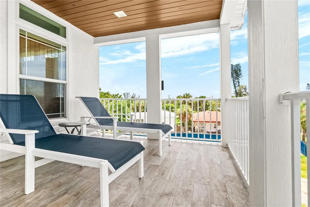 5365 Calle Florida Sarasota FL 34242