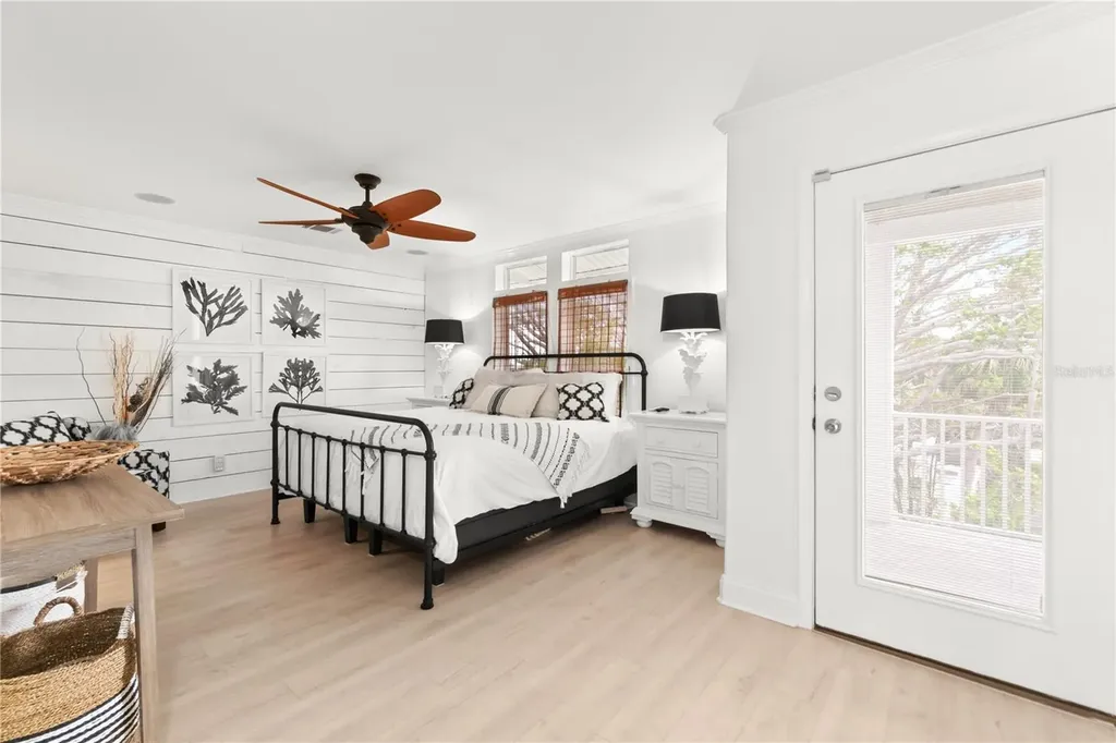 5365 Calle Florida Sarasota FL 34242