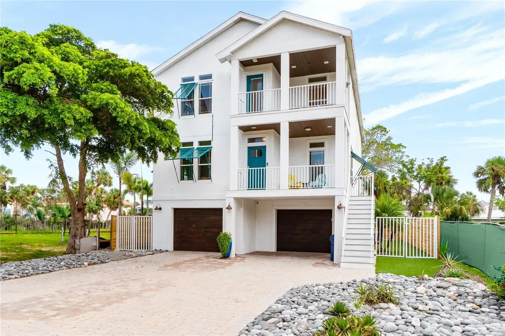 5365 Calle Florida Sarasota FL 34242