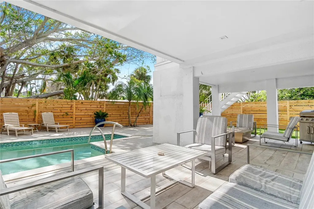 5365 Calle Florida Sarasota FL 34242