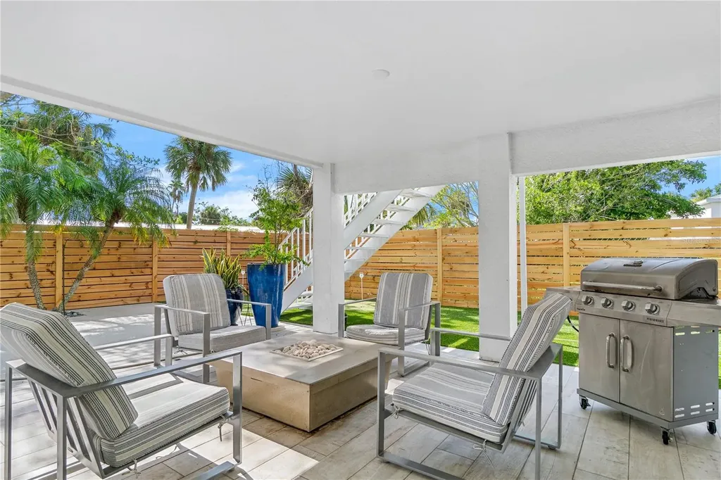 5365 Calle Florida Sarasota FL 34242
