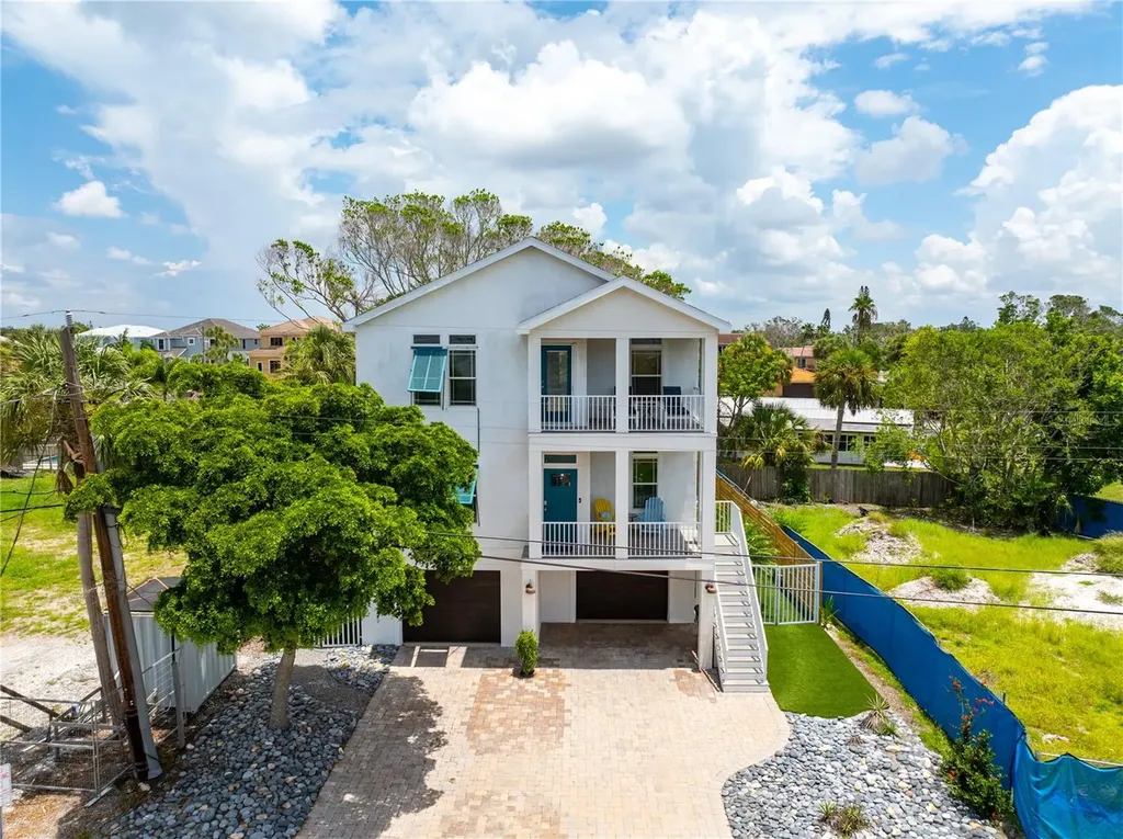 5365 Calle Florida Sarasota FL 34242