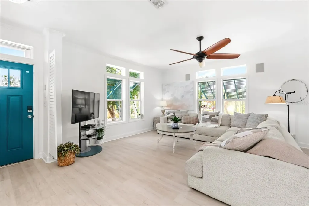 5365 Calle Florida Sarasota FL 34242