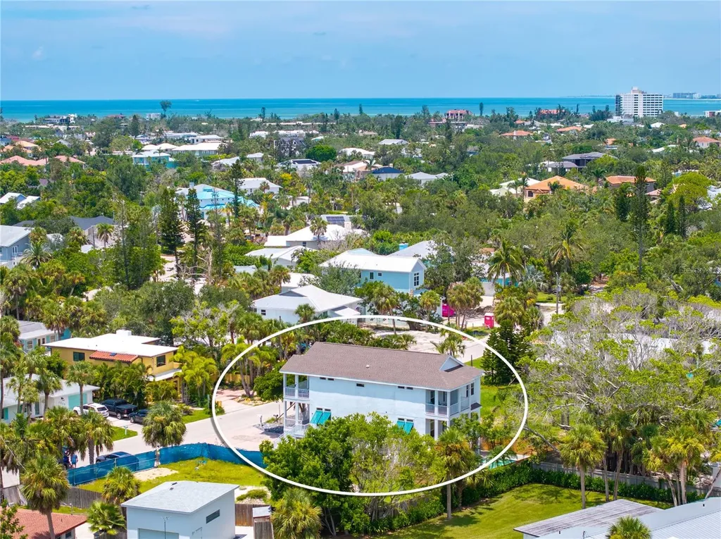 5365 Calle Florida Sarasota FL 34242