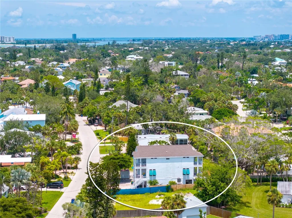 5365 Calle Florida Sarasota FL 34242