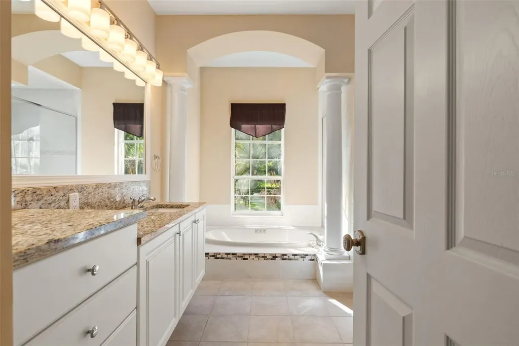 17890 Arbor Greene Drive Tampa FL 33647