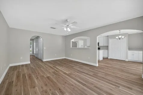 947 Brenton Leaf Drive Ruskin FL 33570