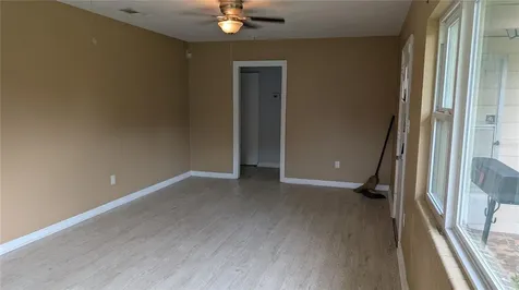 1301 N Barnes Street Plant City FL 33563