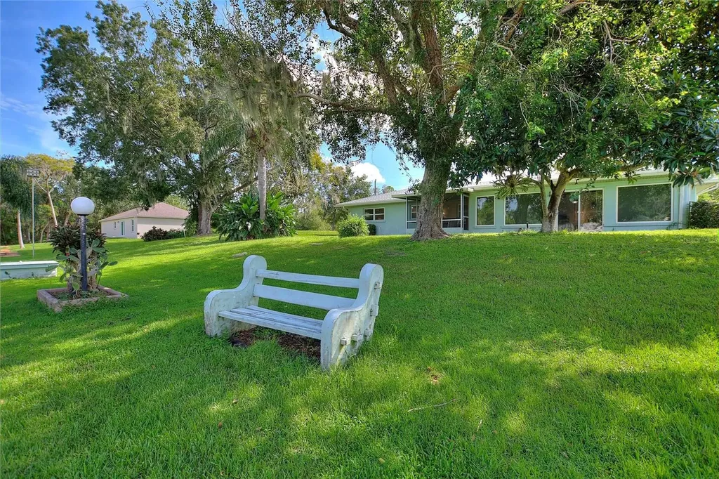 6196 Lantana Drive N Indian Lake Estates FL 33855