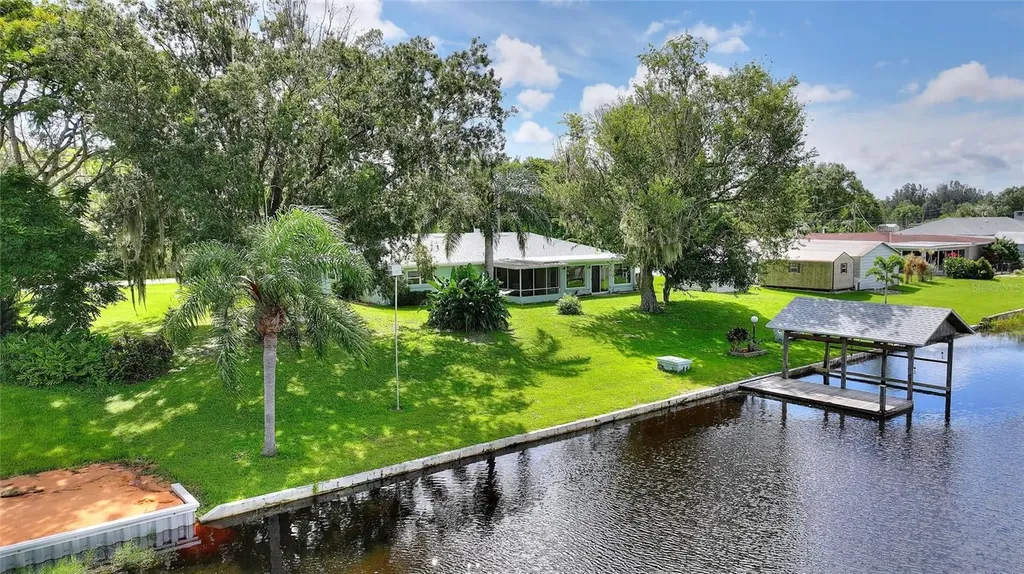 6196 Lantana Drive N Indian Lake Estates FL 33855