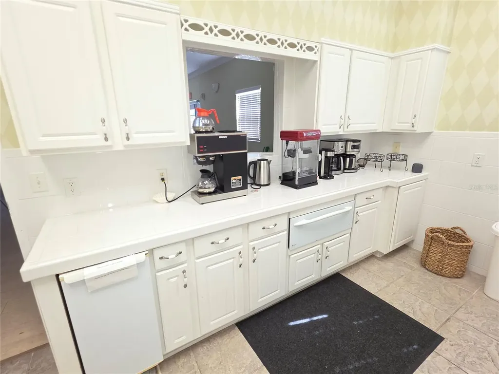 8152 Southern Pines Drive Brooksville FL 34601