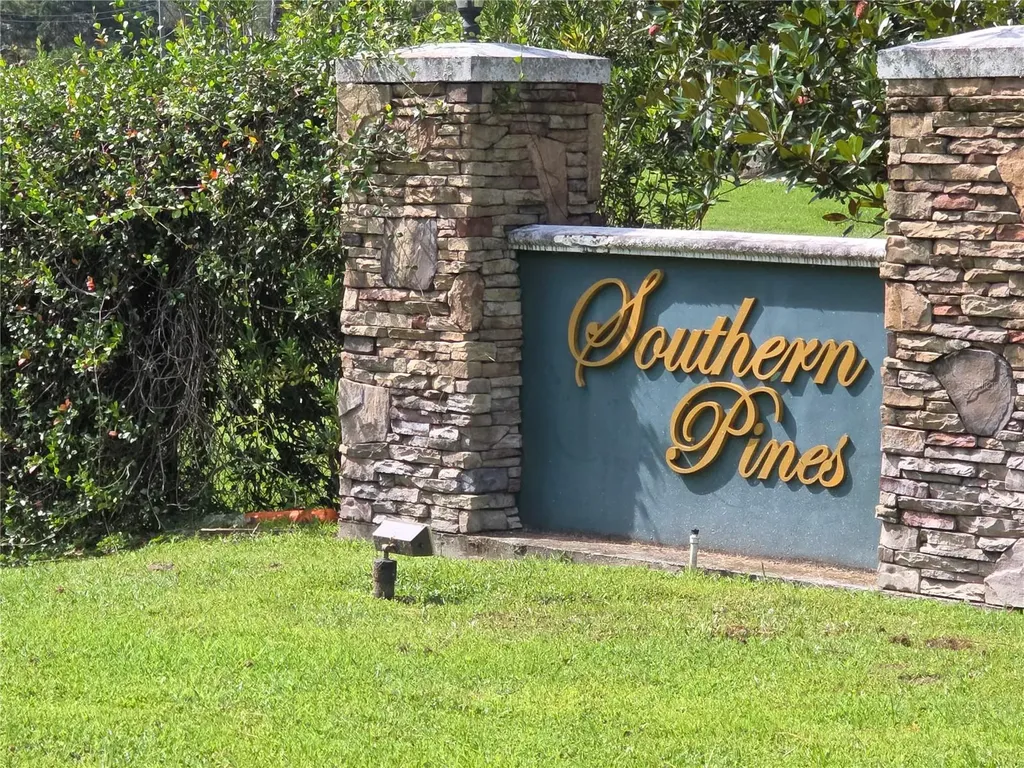 8152 Southern Pines Drive Brooksville FL 34601