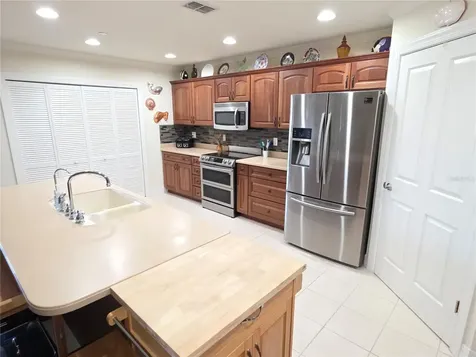 8152 Southern Pines Drive Brooksville FL 34601