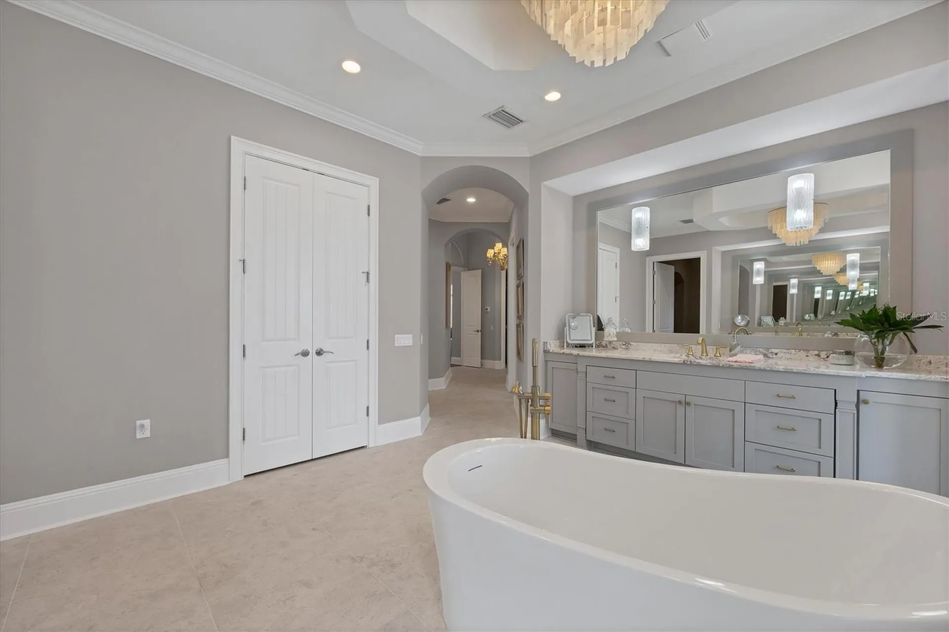 8009 Bounty Lane Bradenton FL 34202