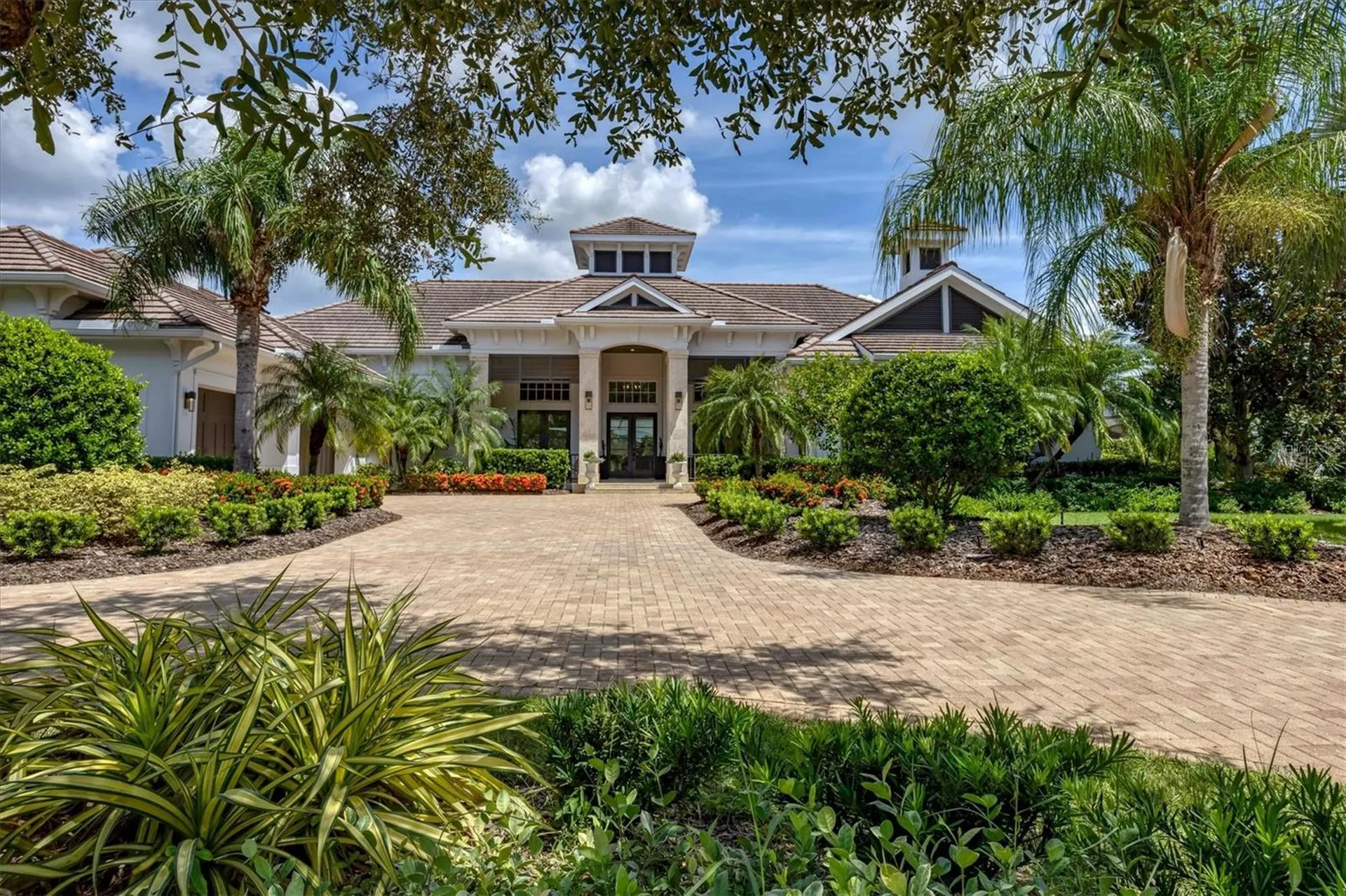 8009 Bounty Lane Bradenton FL 34202