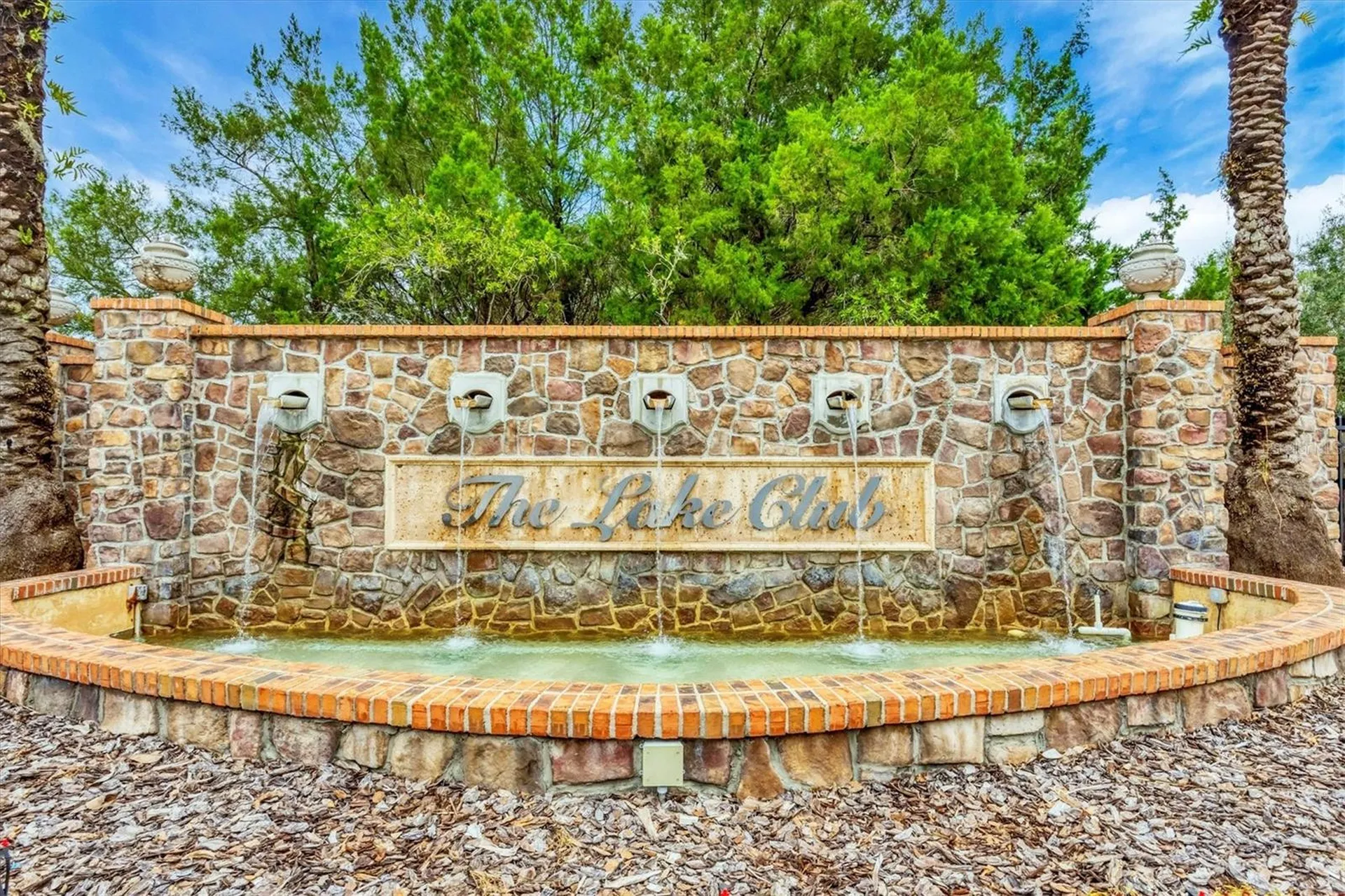 8009 Bounty Lane Bradenton FL 34202