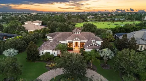 8009 Bounty Lane Bradenton FL 34202