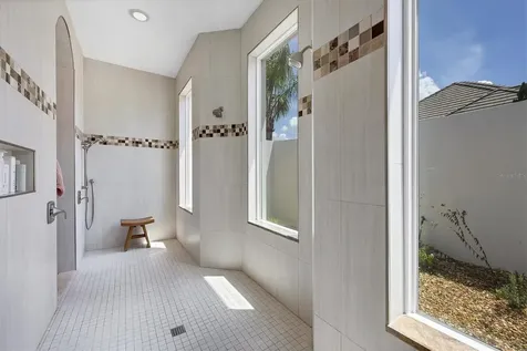 8009 Bounty Lane Bradenton FL 34202