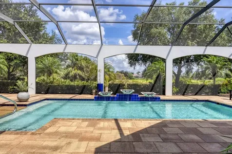 8009 Bounty Lane Bradenton FL 34202
