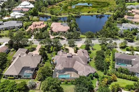 8009 Bounty Lane Bradenton FL 34202