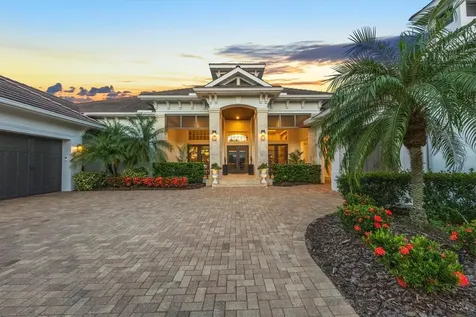 8009 Bounty Lane Bradenton FL 34202