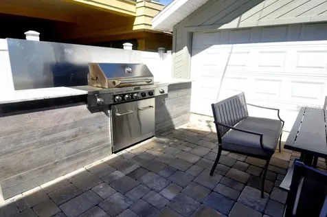2905 W Bay Court Avenue Tampa FL 33611