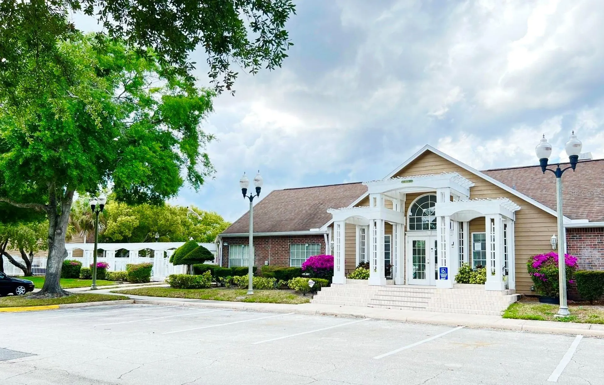 4225 Thornbriar Lane Orlando FL 32822