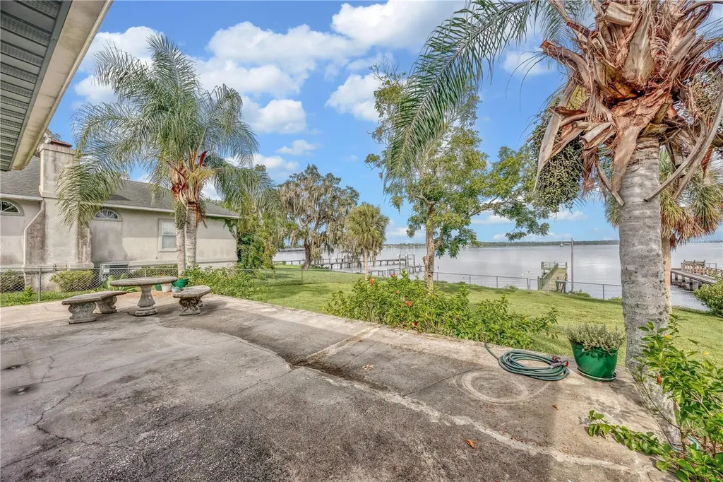 115 Sunset Point Road East Palatka FL 32131