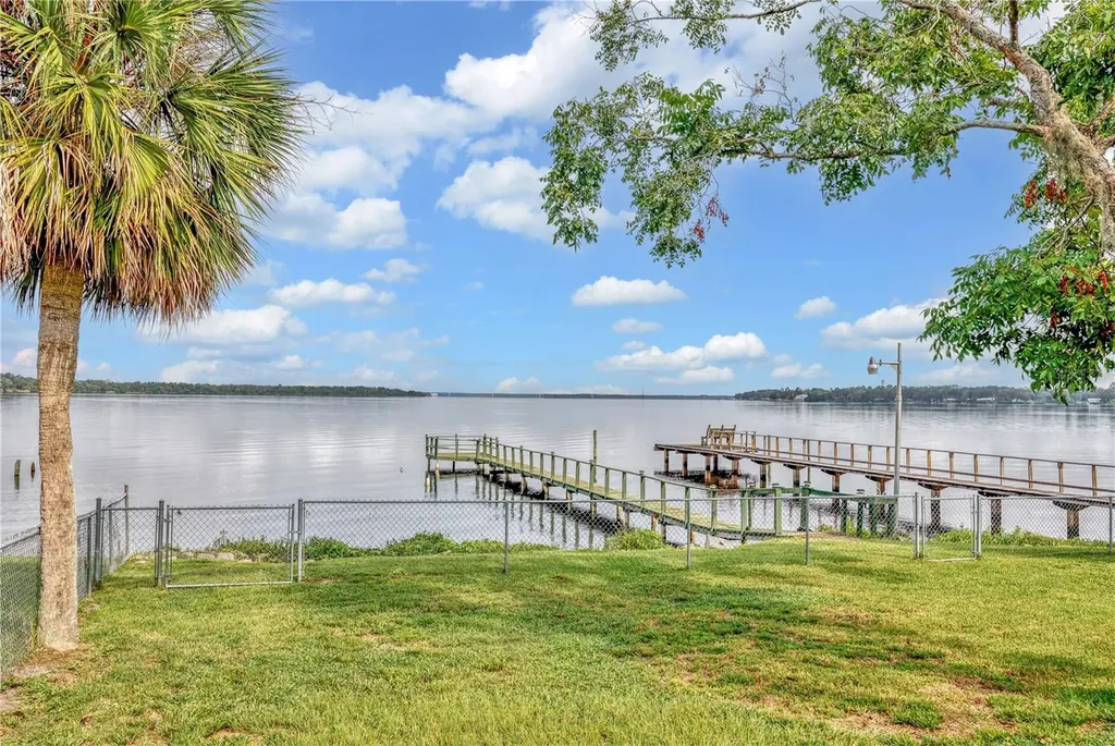 115 Sunset Point Road East Palatka FL 32131