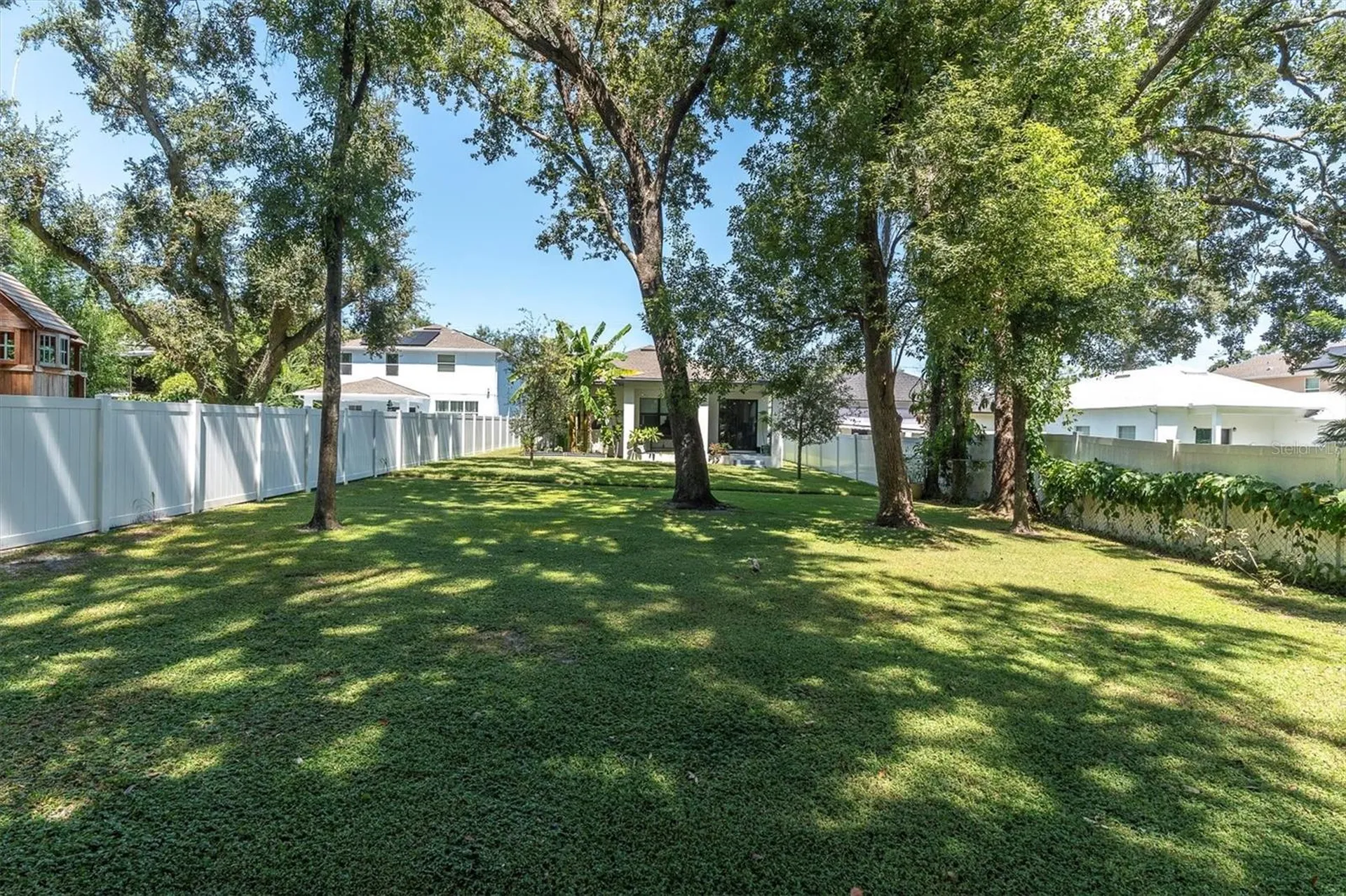 2516 W Curtis Street Tampa FL 33614