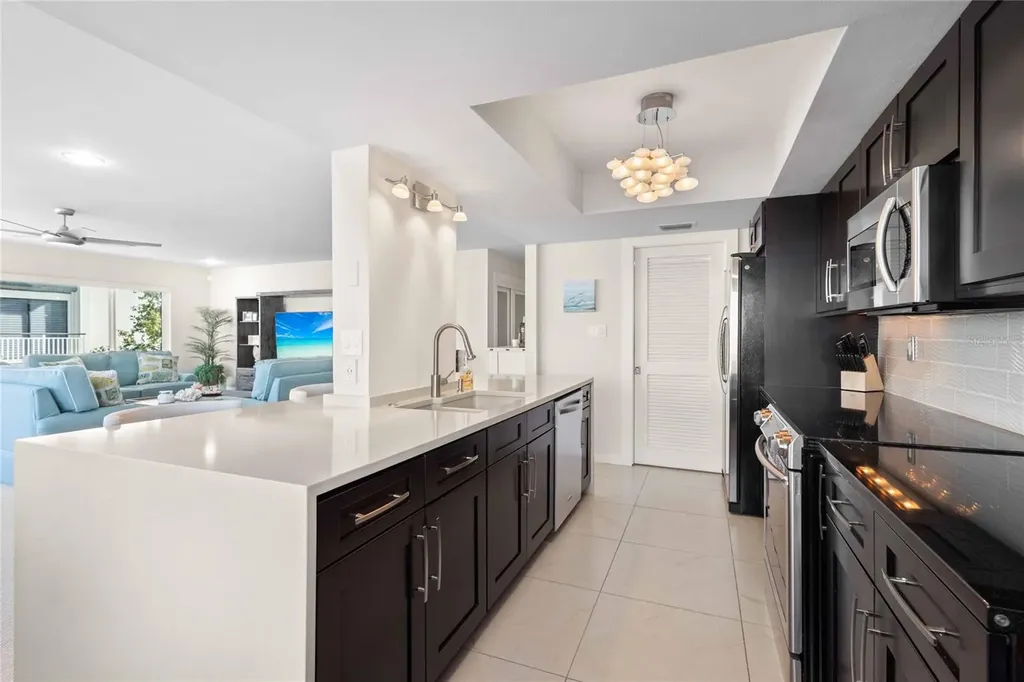 350 Golden Gate Point Sarasota FL 34236
