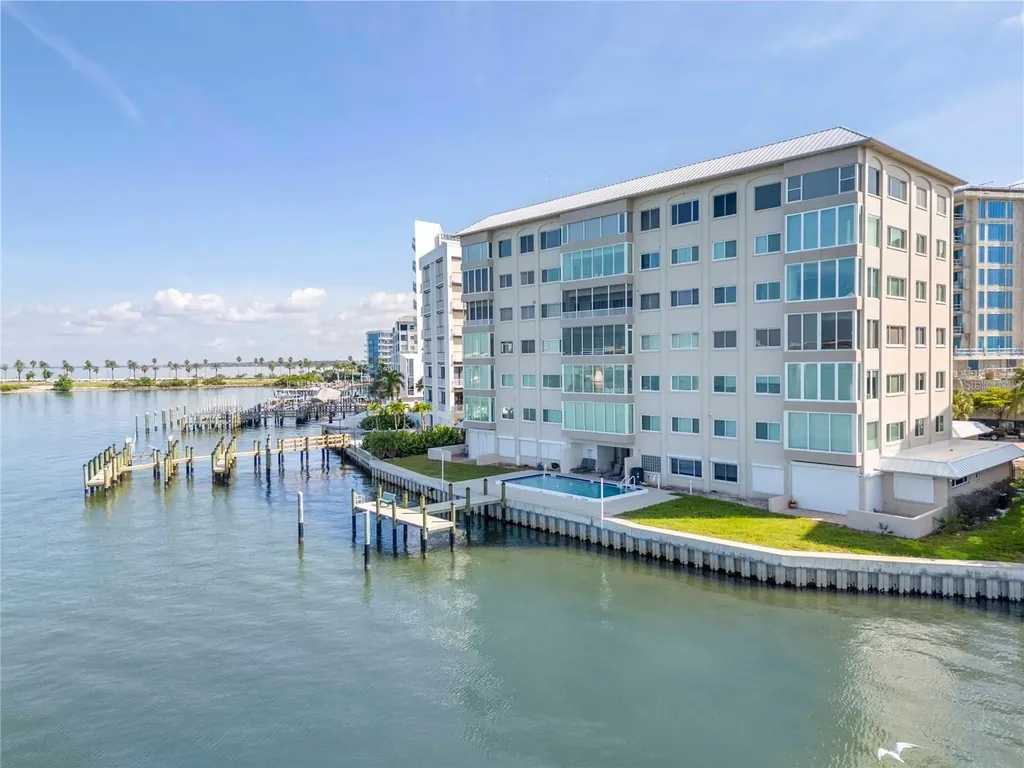 350 Golden Gate Point Sarasota FL 34236