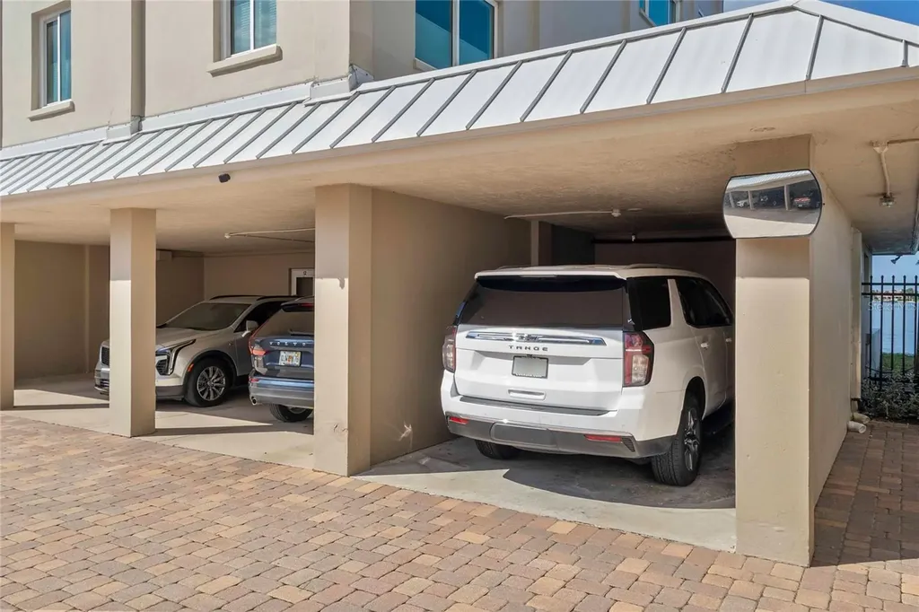 350 Golden Gate Point Sarasota FL 34236
