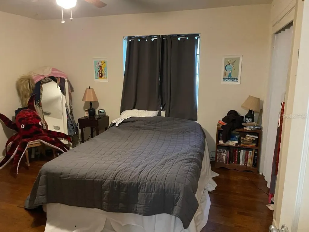 1305 NE 7th Terrace Gainesville FL 32601